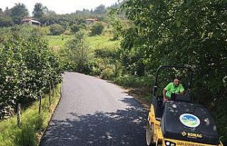 Büyükşehirle grup yolunun 10 kilometrelik bölümü...