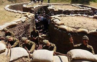 Çanakkale Savaşı siperlerde canlandırıldı