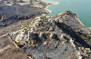 Çanakkale’de 2 bin 500 yıllık tarihi kale de...