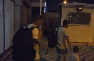 Çanakkale’de 55 kaçak göçmen ile 5 göçmen...