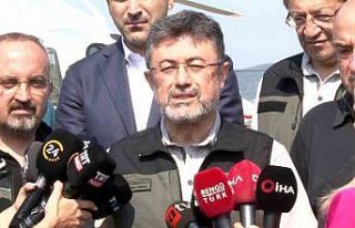 Çanakkale’deki büyük orman yangını kontrol...