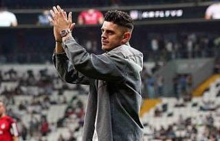 Chamberlain ve Rashica Beşiktaş tribünlerini selamladı