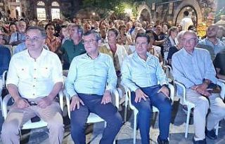 CHP Grup Başkanı Özgür Özel, Bodrum’da içini...