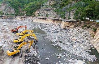Çin’de selde ölenlerin sayısı 45’e yükseldi