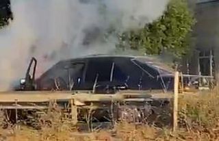 D-100’de otomobil alev aldı