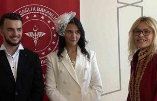 Damat taburcu olamayınca nikah hastanede kıyıldı