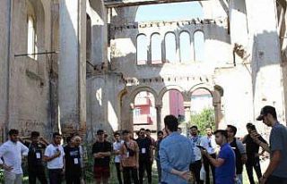 Denizli’den gelen öğrenciler Osmaneli’ni gezdi