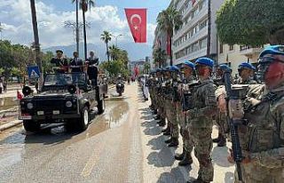 Depremden sonra sık sık deniz suyunun bastığı...