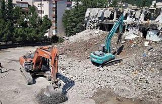 Depreme dayanıksız okullarda yıkım ve güçlendirme...