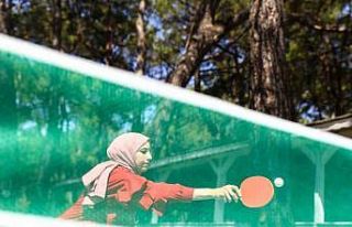 Depremzede gençler Büyükşehir Gençlik Kampı’nda...