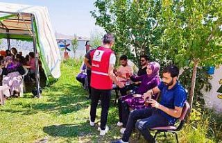 Diyadin’de özel eğitimli öğrencilere Kızılay’dan...