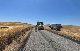 Diyarbakır’da kırsal mahalle yollarında çalışmalar...