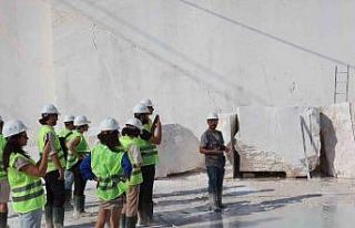 Doğal taş da işlenmiş ürün ihracatı AMORF ile...