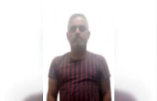 Döviz bürosunda işlem yapan vatandaşın unuttuğu...