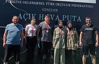 Düzceli okçular hedefi vurdu