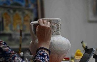 Ecdat mirası sanat, Selçuklu Belediyesi Çini Atölyesinde...