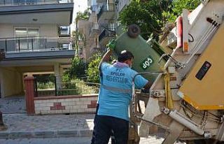Efeler’de aylık 9 bin ton çöp toplanıyor