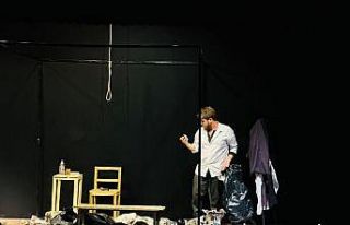 Elazığ’da ‘Nihayet Bitti’ oyunu sahnelendi