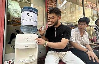 Elazığlı esnaftan örnek davranış