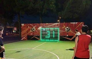 Elektronik futbol kalesine yoğun ilgi