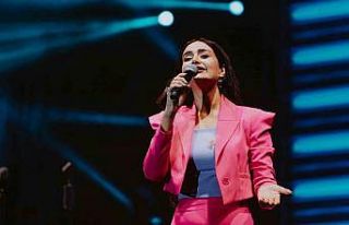 Elif Buse Doğan Erzurumluları coşturdu