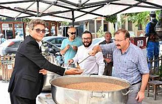 Emet Belediyesinden 5 bin kişilik aşure ikramı