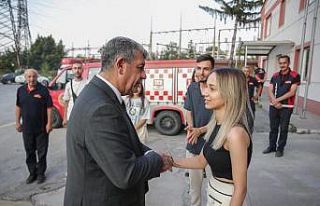 Enkazdan sağ kurtarılan Şevval’den itfaiye erlerine...