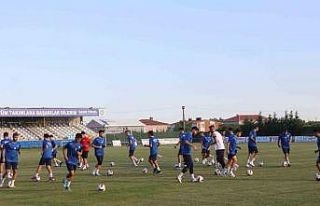 Ergene Velimeşespor sahaya indi