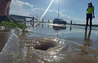 Erzurum’da yağmur sele dönüştü