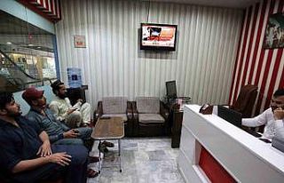 Eski Pakistan Başbakanı Khan’ın hapis cezası...