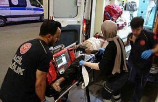 Evinde oturduğu sırada içeri giren şüpheli tarafından...