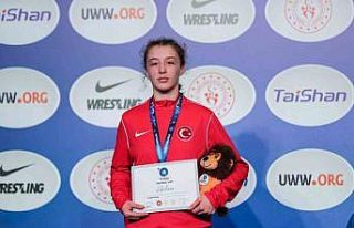 Eylem Engin’den, gümüş madalya