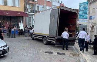 Eyüpsultan’da sözleşmesi biten yurt ekipler tarafından...