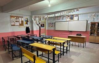 Fedakâr öğretmenler okulu eğitim öğretime hazırladı