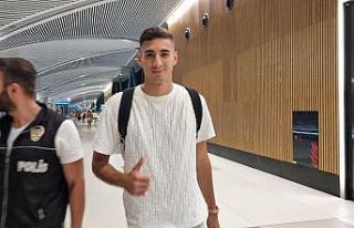 Fenerbahçe’nin yeni transferi Mert Müldür, İstanbul’a...