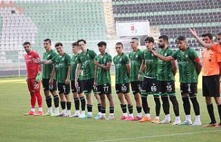 Futbolcuların alacaklarını ödeyemeyen Denizlispor’da...