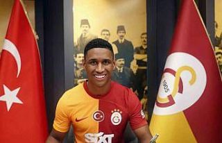 Galatasaray’da Tete’nin lisansı çıktı