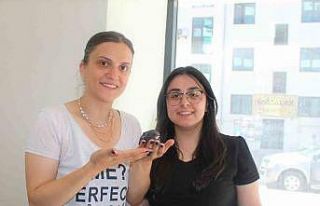 Gazetecilerden Ebabil kuşuna şefkat eli