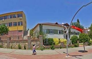 Gazipaşa’da 12 okul müdürünün yeri değişti