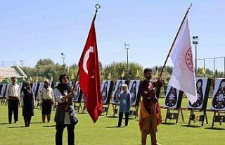 Geleneksel Okçuluk Gençler Açık Hava Puta Türkiye...