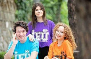 Gençlerin tercihi ’İzmir Ekonomi’ oldu