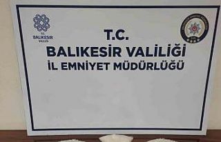 Gönen’de durdurulan araçtan 2 kilo uyuşturucu...