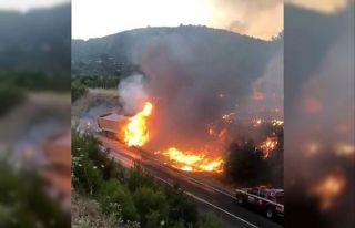 Gördes’te kamyonda çıkan yangın ormana sıçradı
