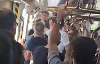 Grevin bitmesinin ardından İzmir metrosunda yumruk...