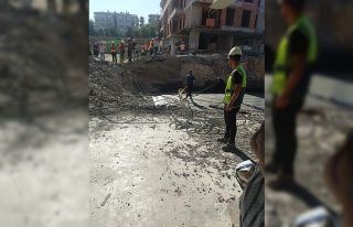 Güngören’de inşaattan kafasına malzeme düşen...