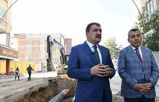 Gürkan : “Altyapıyı yeniden inşa ediyoruz”