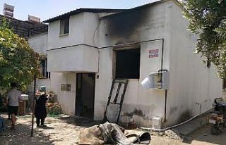 Hatay’da çıkan yangında bir ev küle döndü