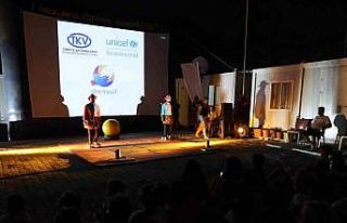 Hatay’da depremzedelere moral gecesi