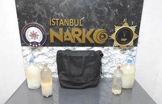 Havalimanında uyuşturucu operasyonu: 16 kilo metamfetamin...