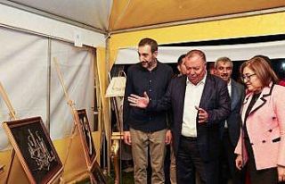 Hemşehri Dernekleri Festivali’nin resmi açılışı...